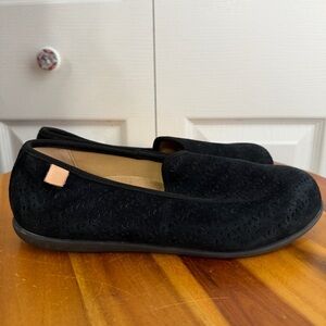 Spenco Bailey ballet black suede size 8B